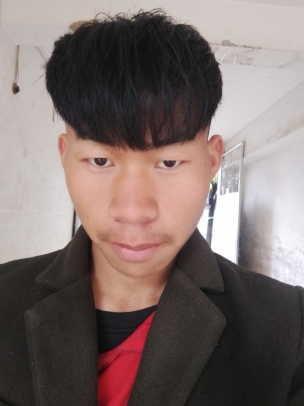 少年不在少的第二张照片--嵩明残疾人相亲网